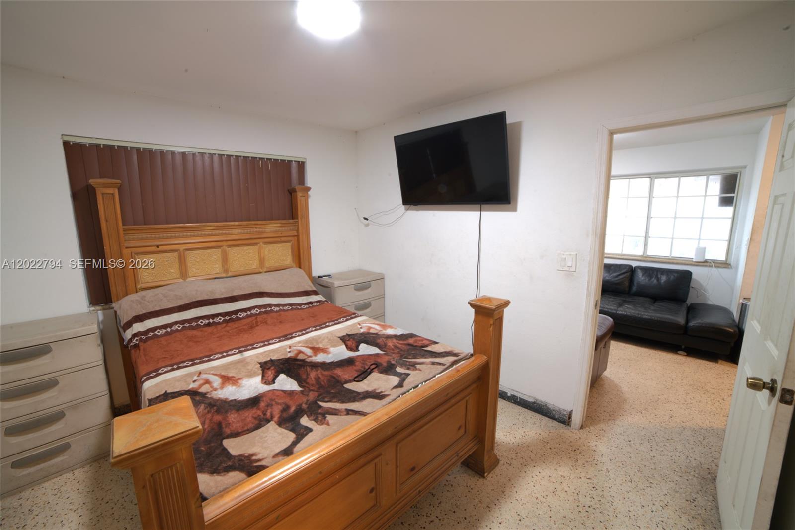 GRAPELAND HEIGHTS - Residential Income