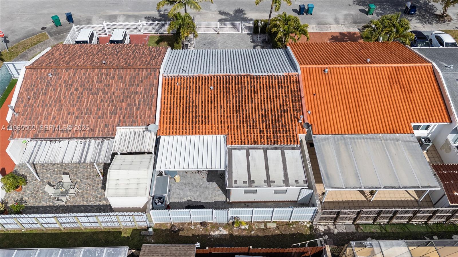 ROYALE GREEN TOWNHOUSE SE - Residential