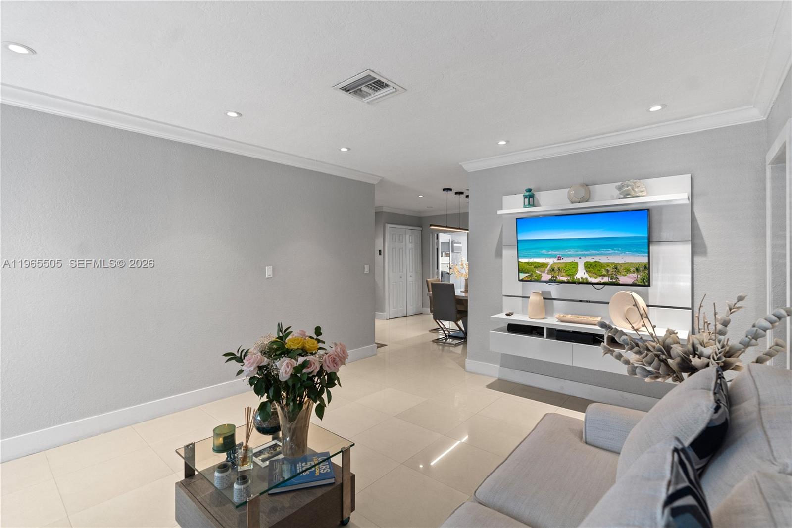 ROYALE GREEN TOWNHOUSE SE - Residential