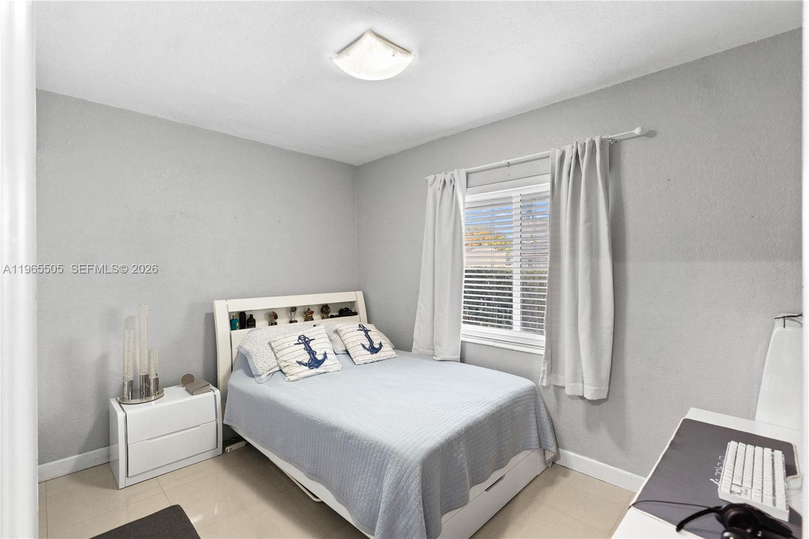 ROYALE GREEN TOWNHOUSE SE - Residential