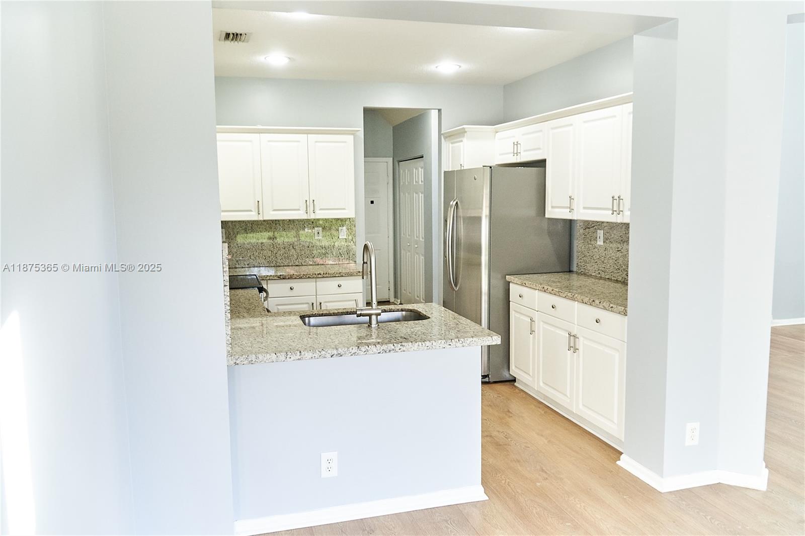 HERON BAY FOUR - Residential Lease