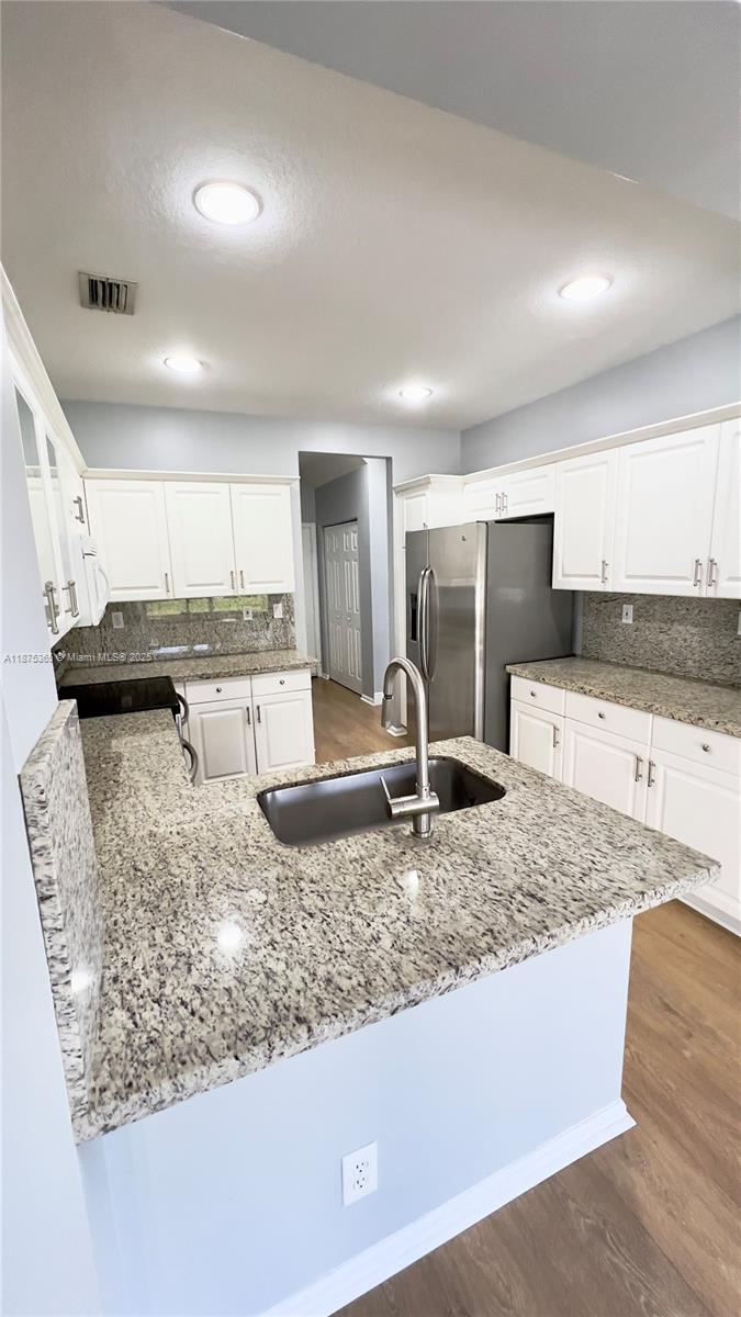 HERON BAY FOUR - Residential Lease