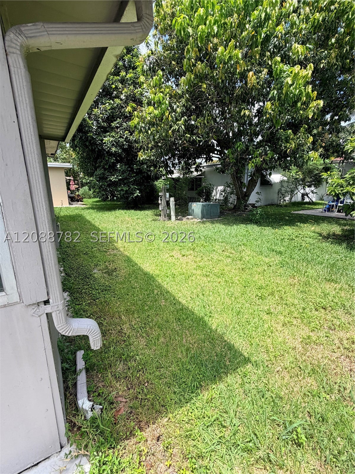 4913 NW 52nd St