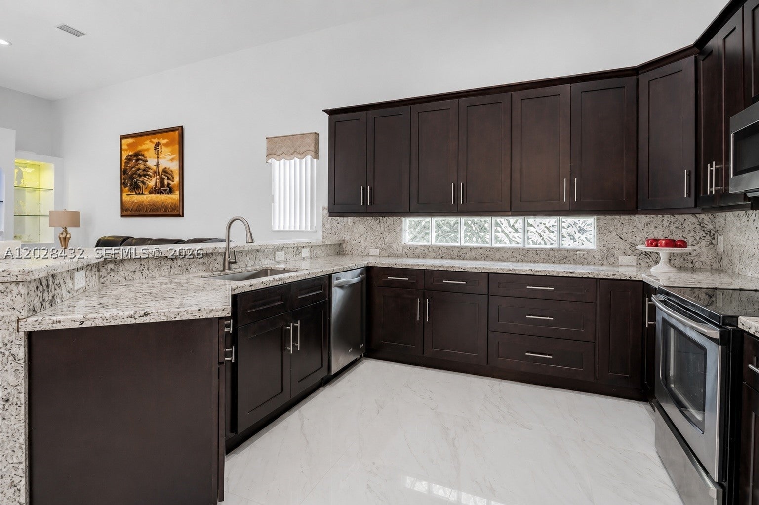 3852 Oak Ridge Cir
