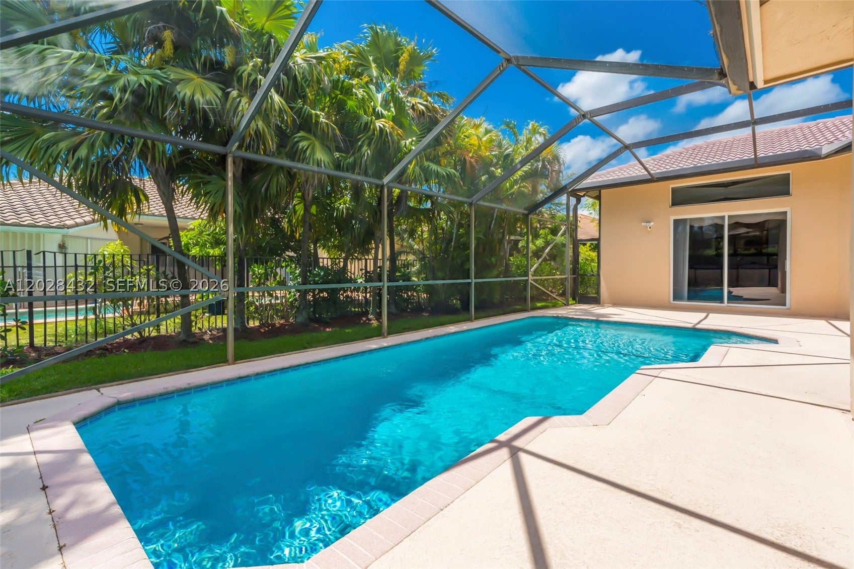 3852 Oak Ridge Cir