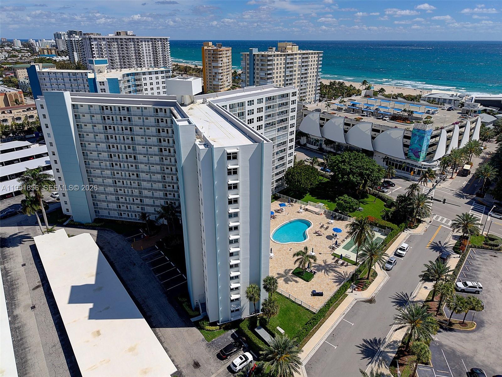 GRANADA HOUSE CONDOMINIUM - Residential