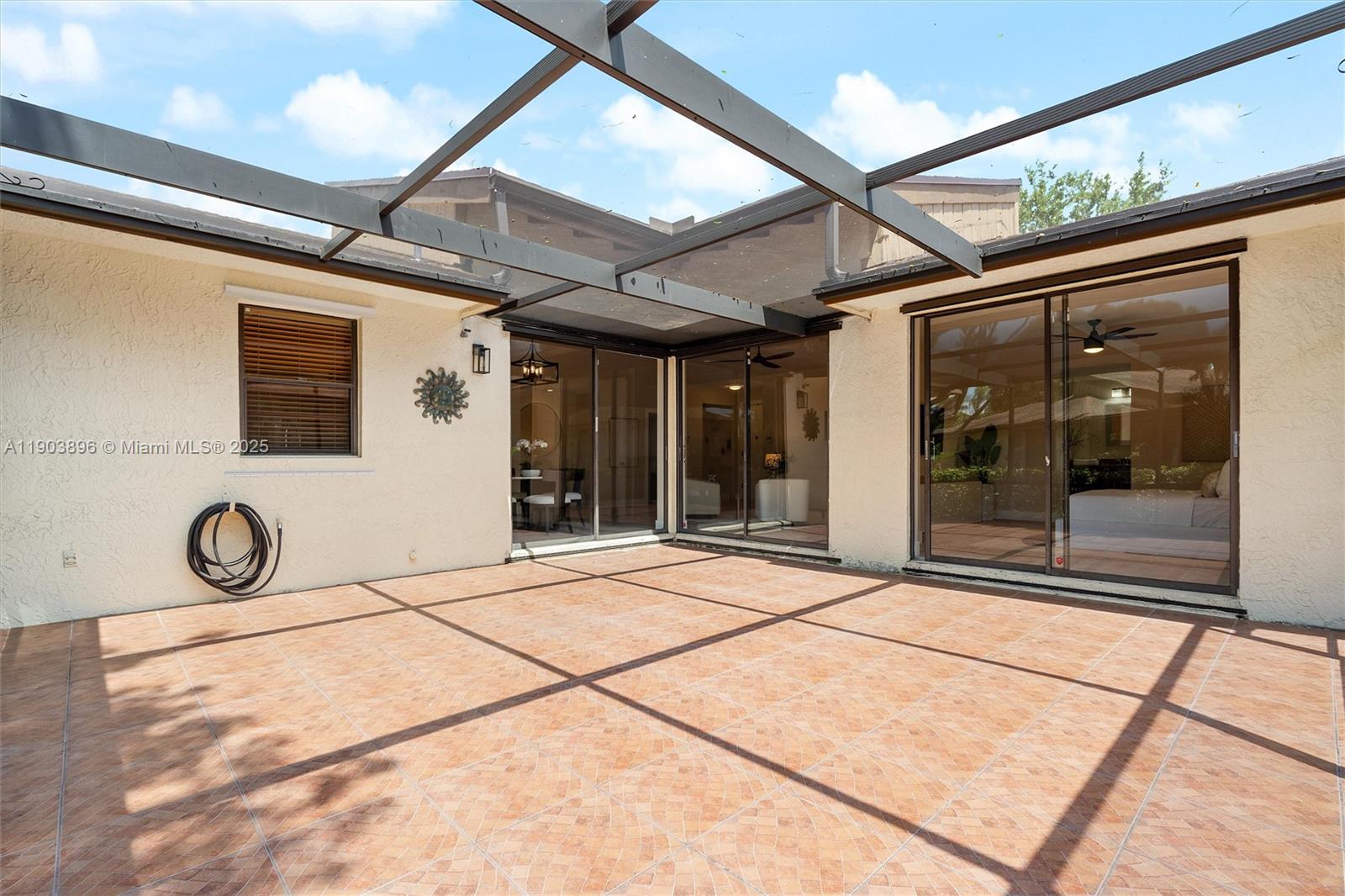 VILLAS AT WOODMONT TR 73 - Residential