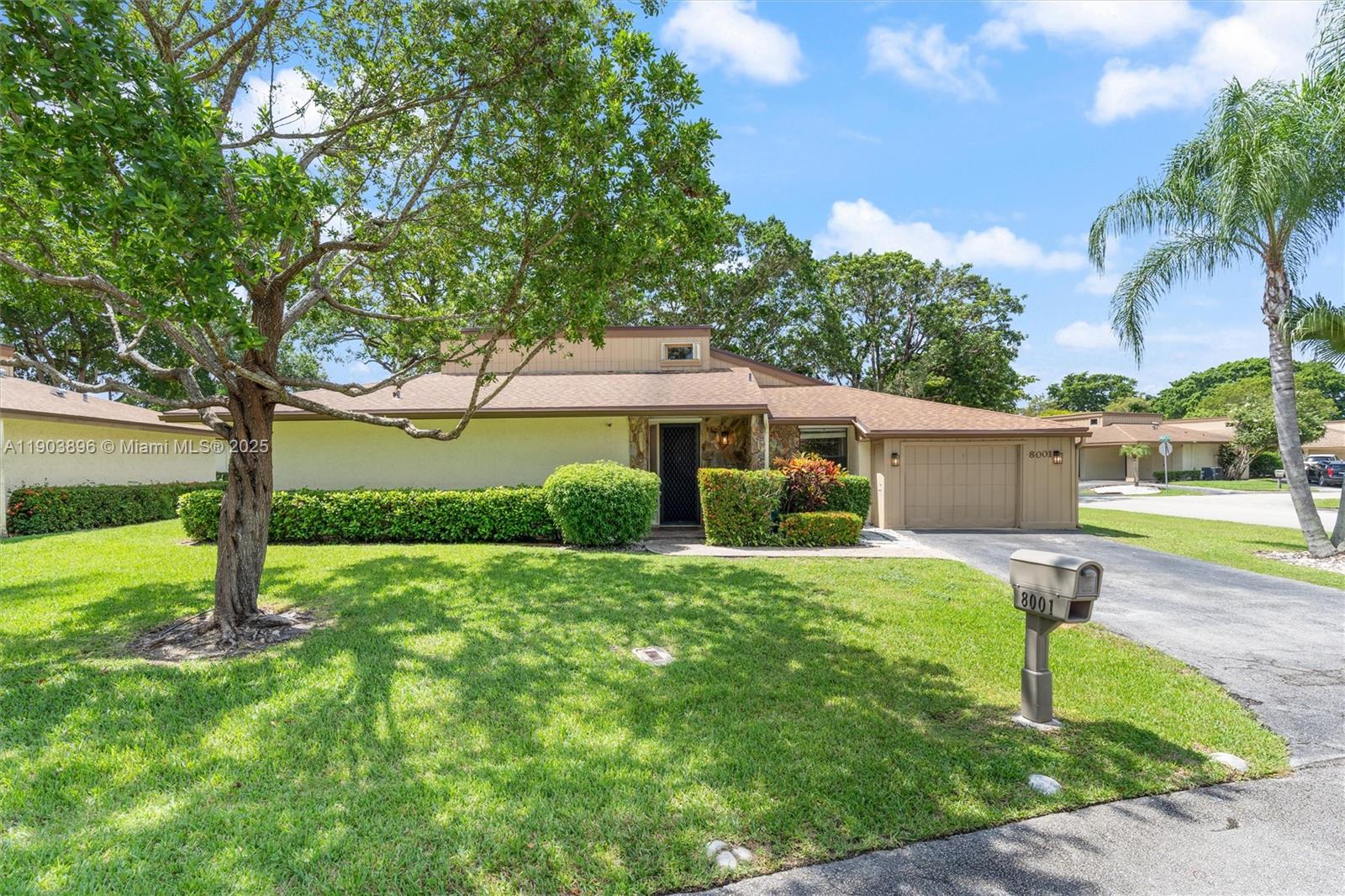 VILLAS AT WOODMONT TR 73 - Residential