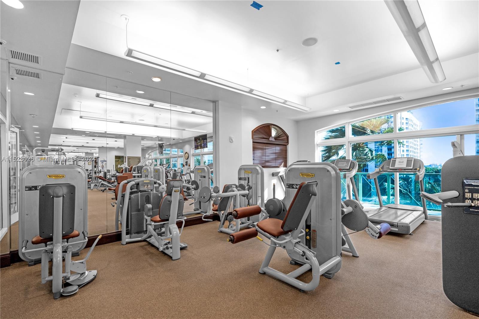 LAS OLAS GRAND CONDO - Residential