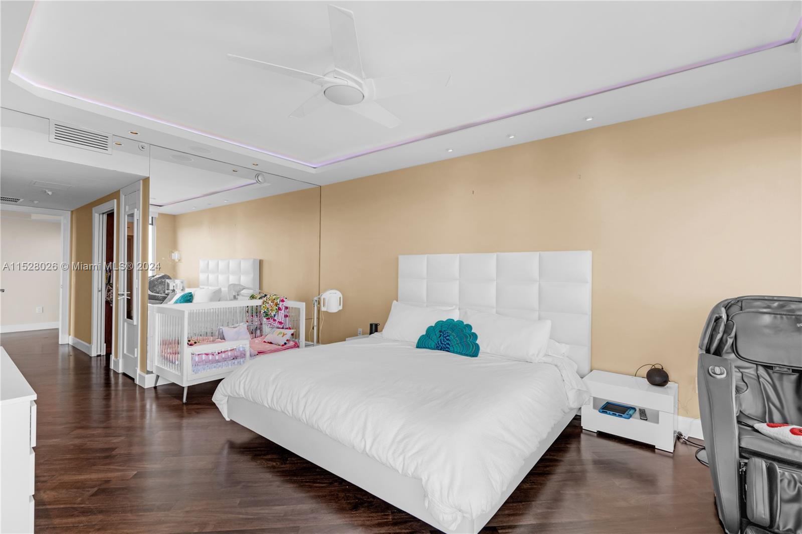 LAS OLAS GRAND CONDO - Residential