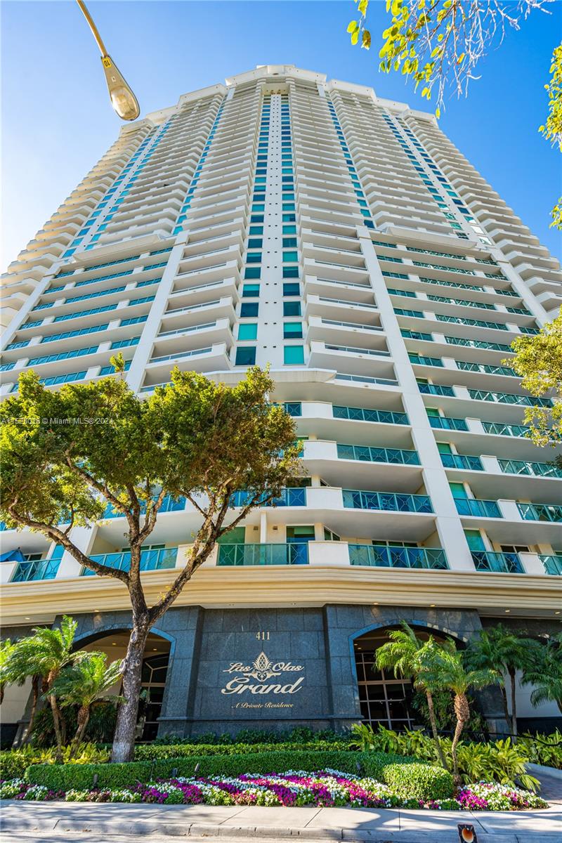 LAS OLAS GRAND CONDO - Residential