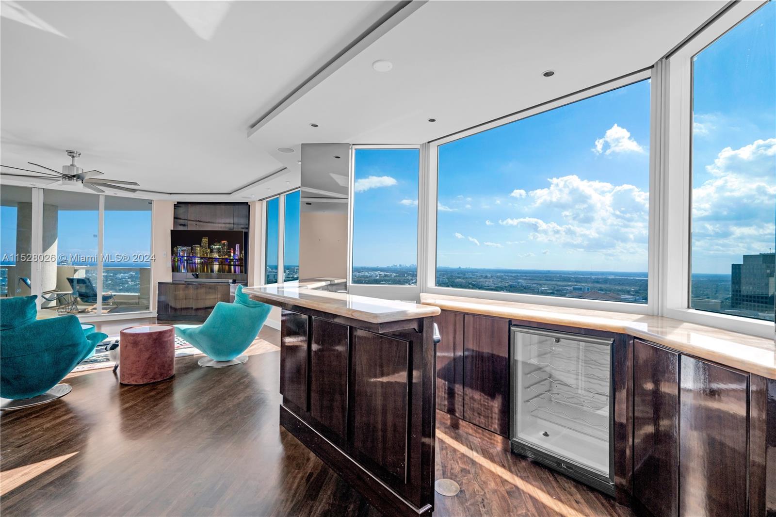 LAS OLAS GRAND CONDO - Residential