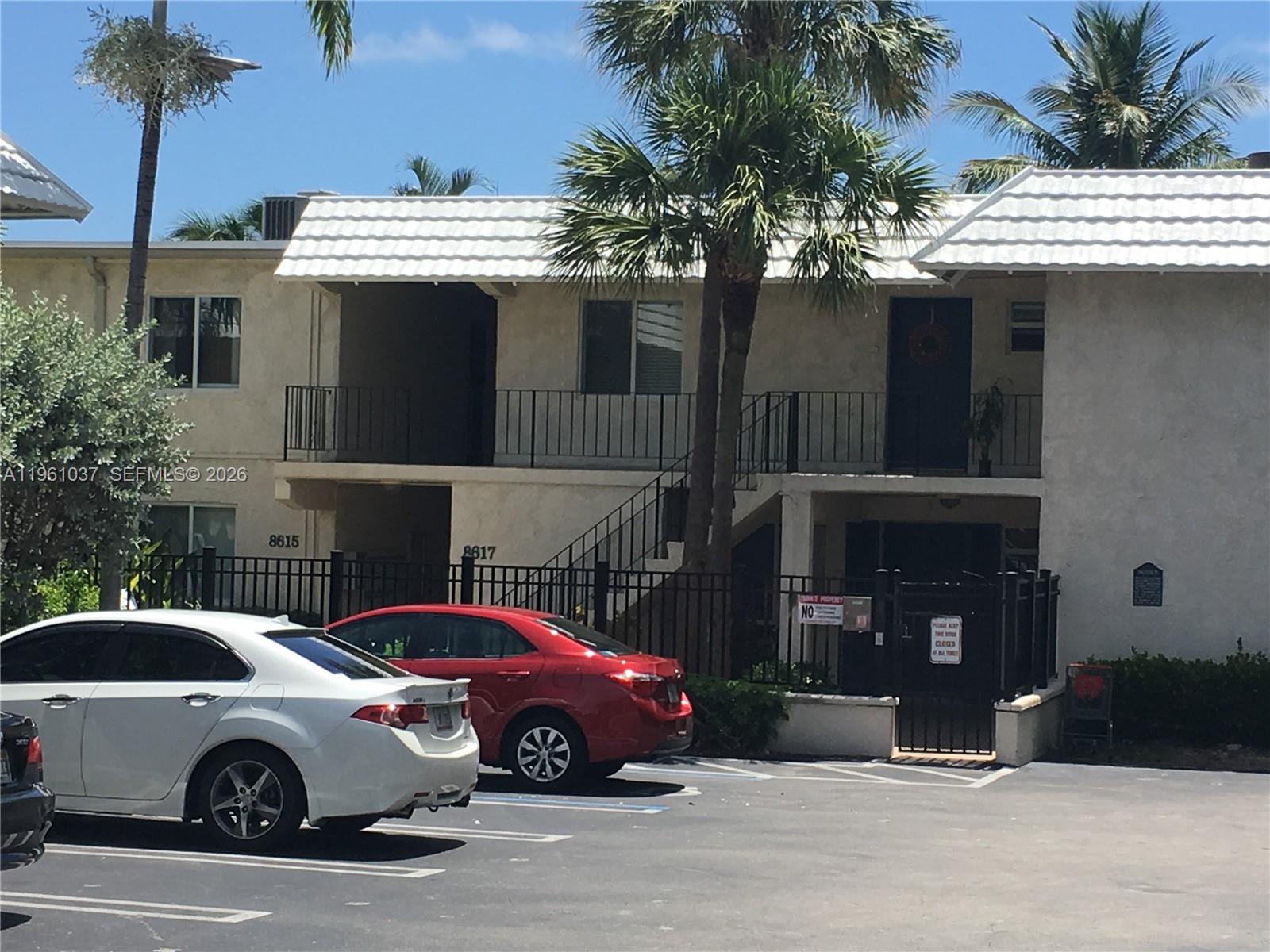 MONTEREY GARDENS OF PINEC - Residential