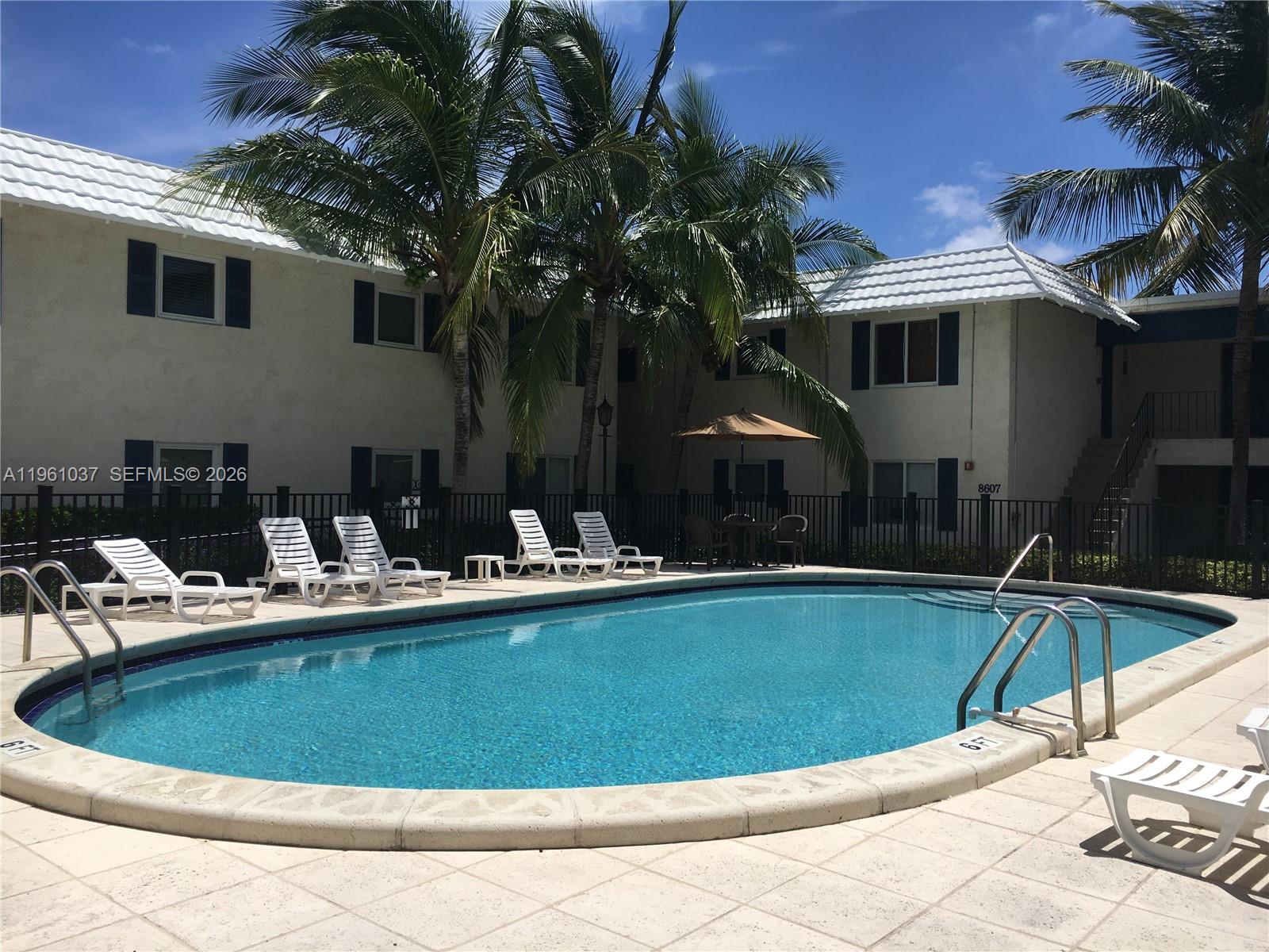 MONTEREY GARDENS OF PINEC - Residential