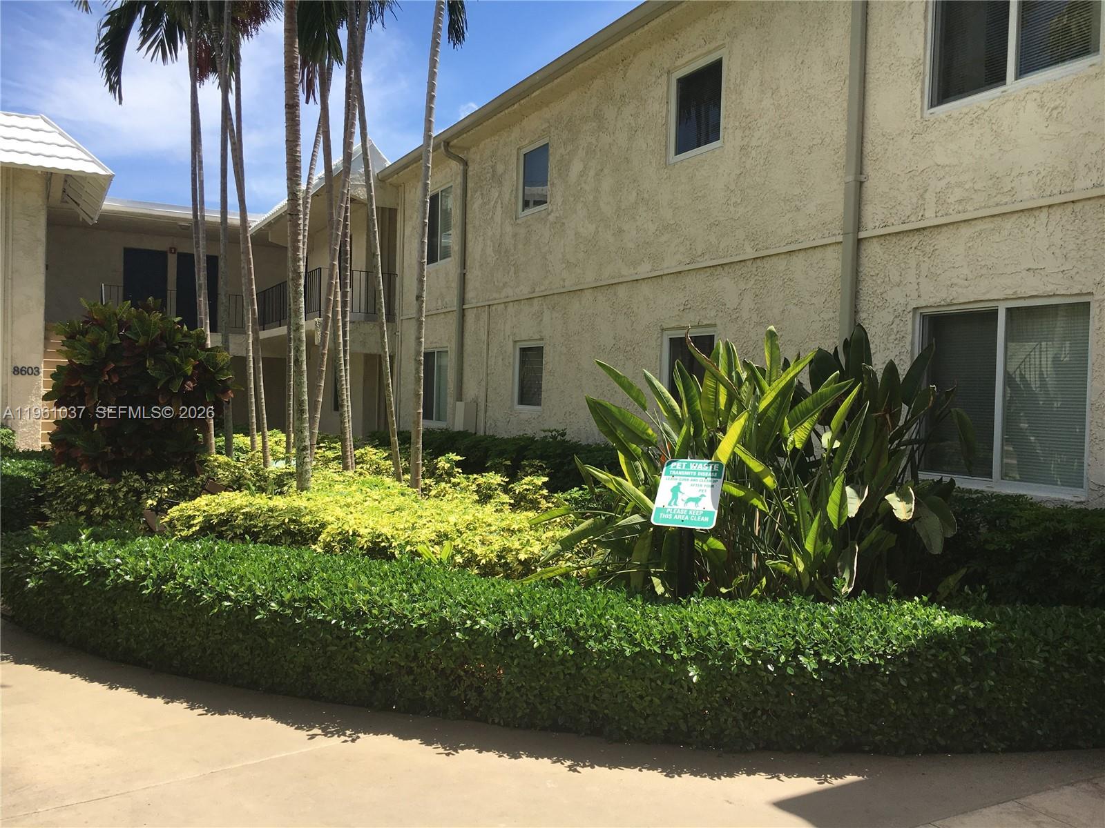 MONTEREY GARDENS OF PINEC - Residential