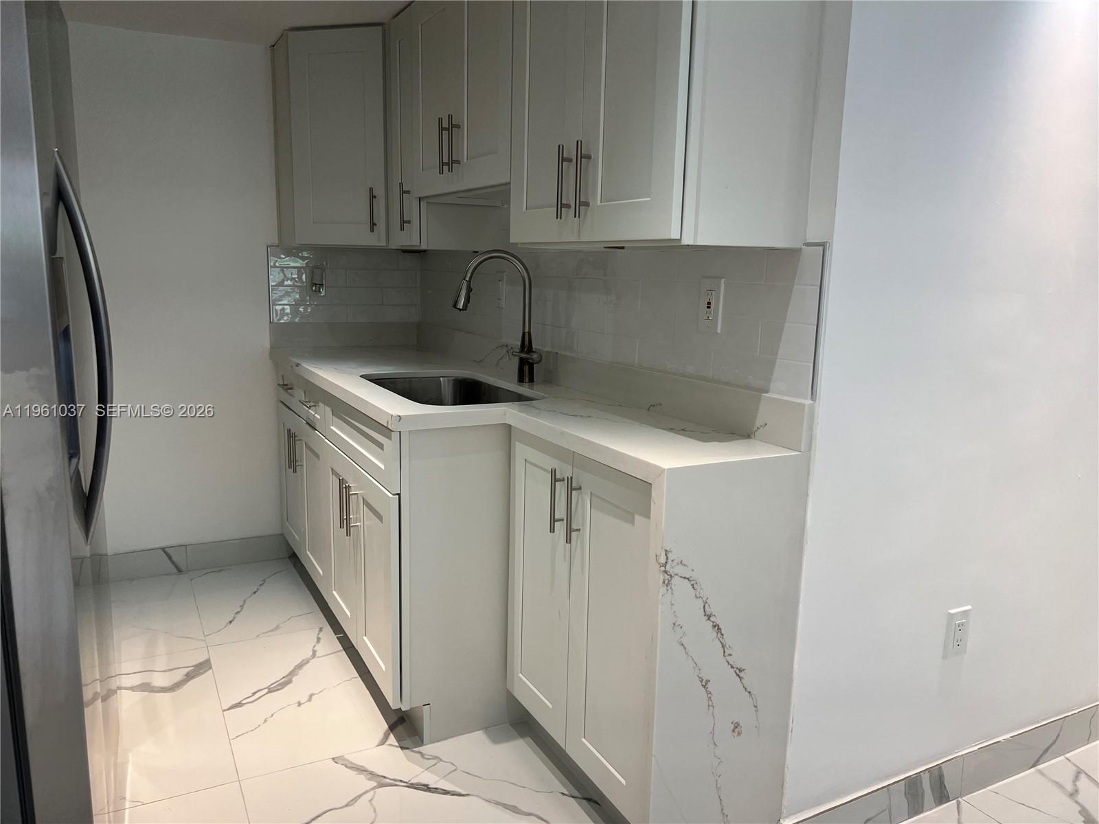 MONTEREY GARDENS OF PINEC - Residential