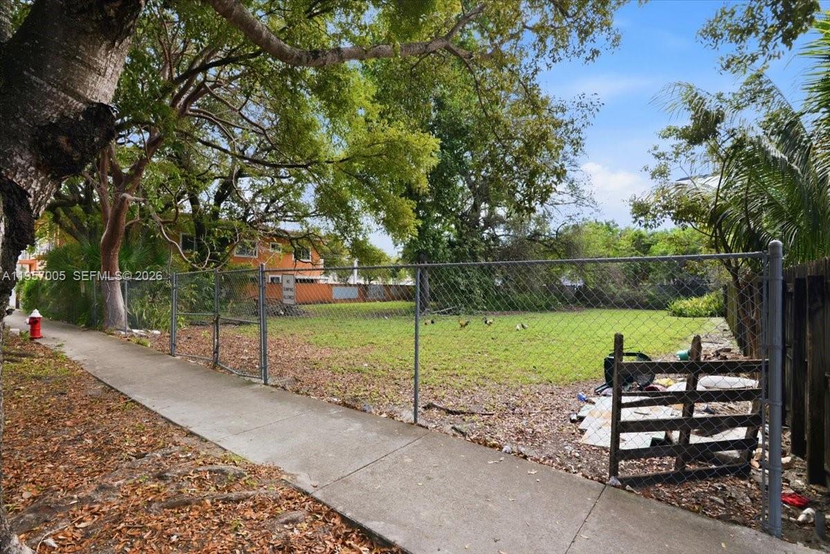 TOWN OF HIALEAH FLA - Land