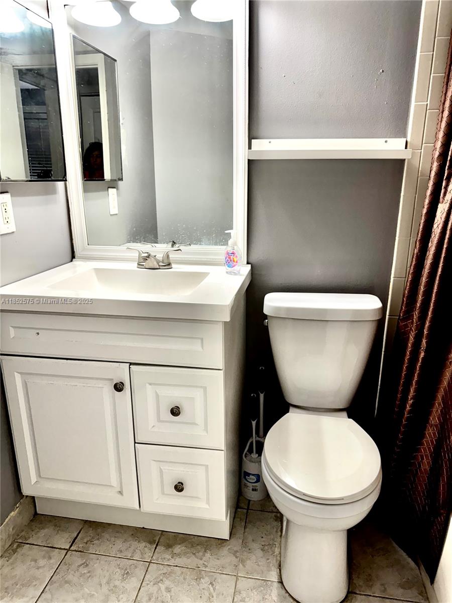 VIEWPOINTE CONDO - Residential