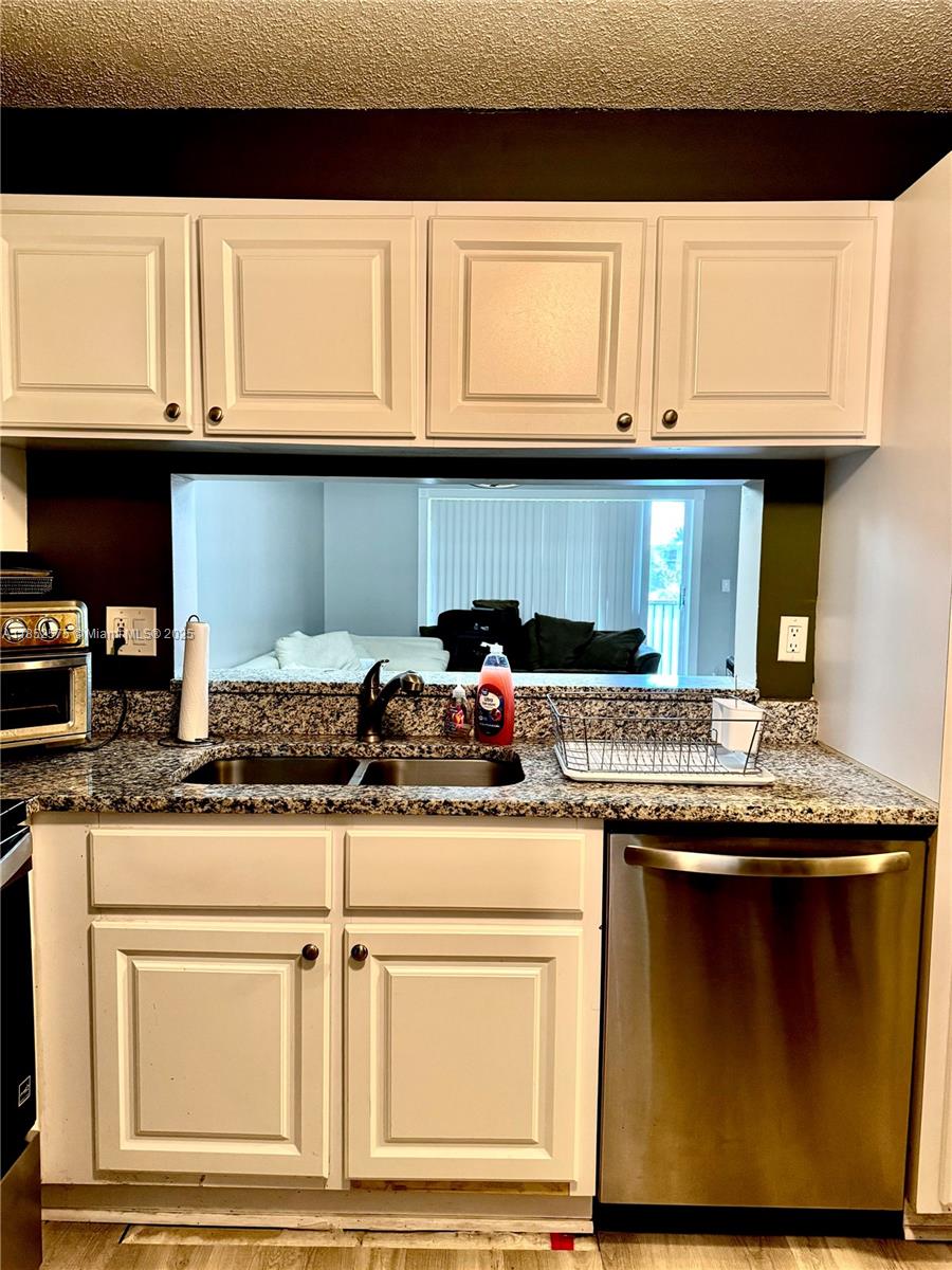 VIEWPOINTE CONDO - Residential