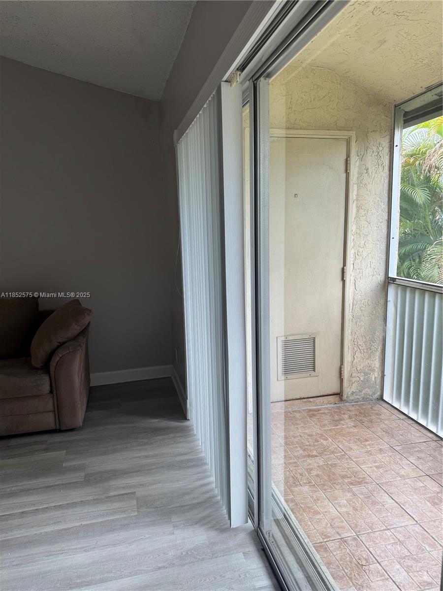 VIEWPOINTE CONDO - Residential