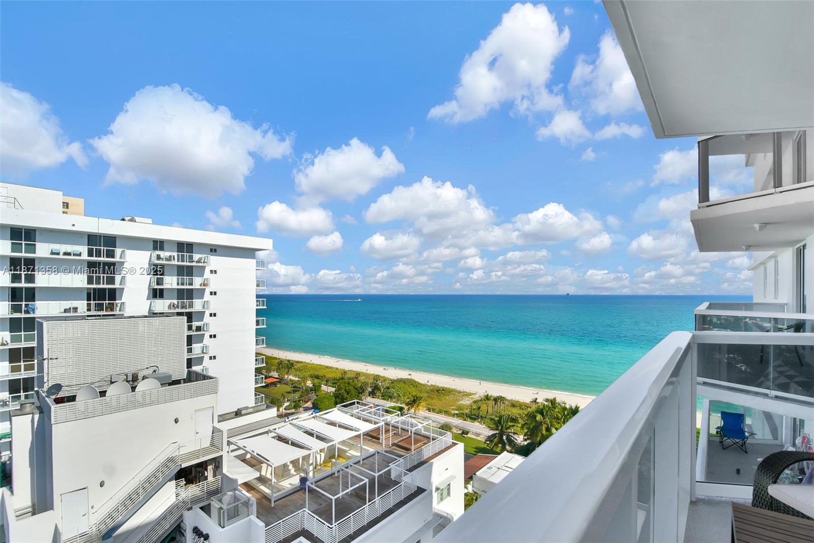 2401 Collins Ave 1711