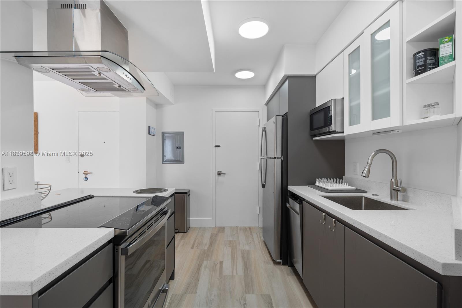 300 Bayview Dr 1510
