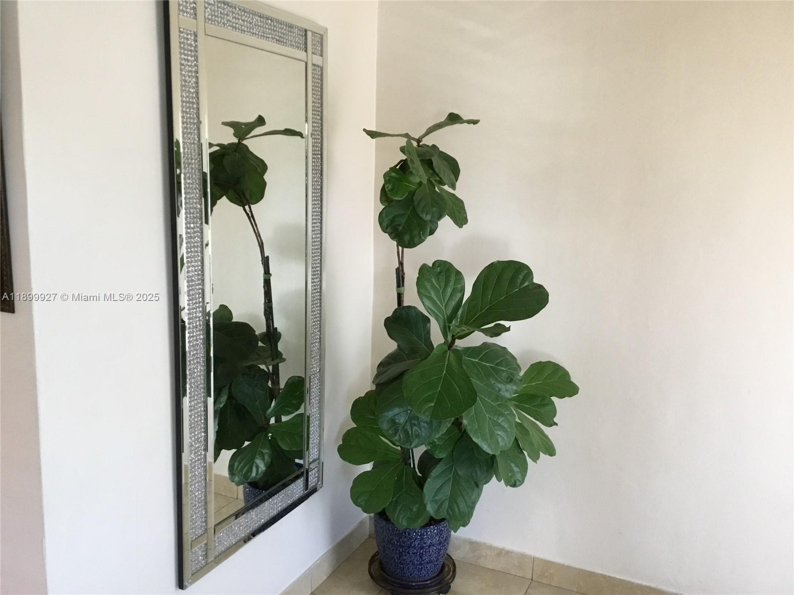 CORAL PARK ESTATES SEC 1 - Residential