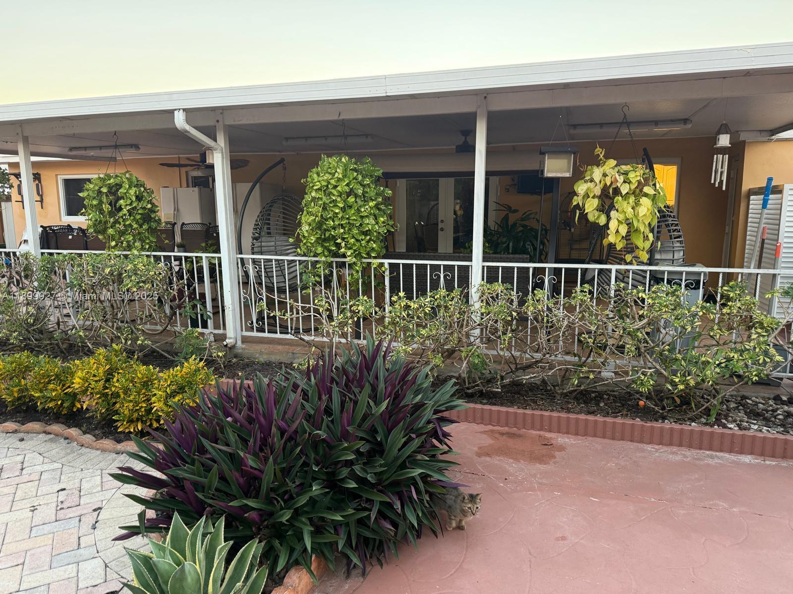 CORAL PARK ESTATES SEC 1 - Residential