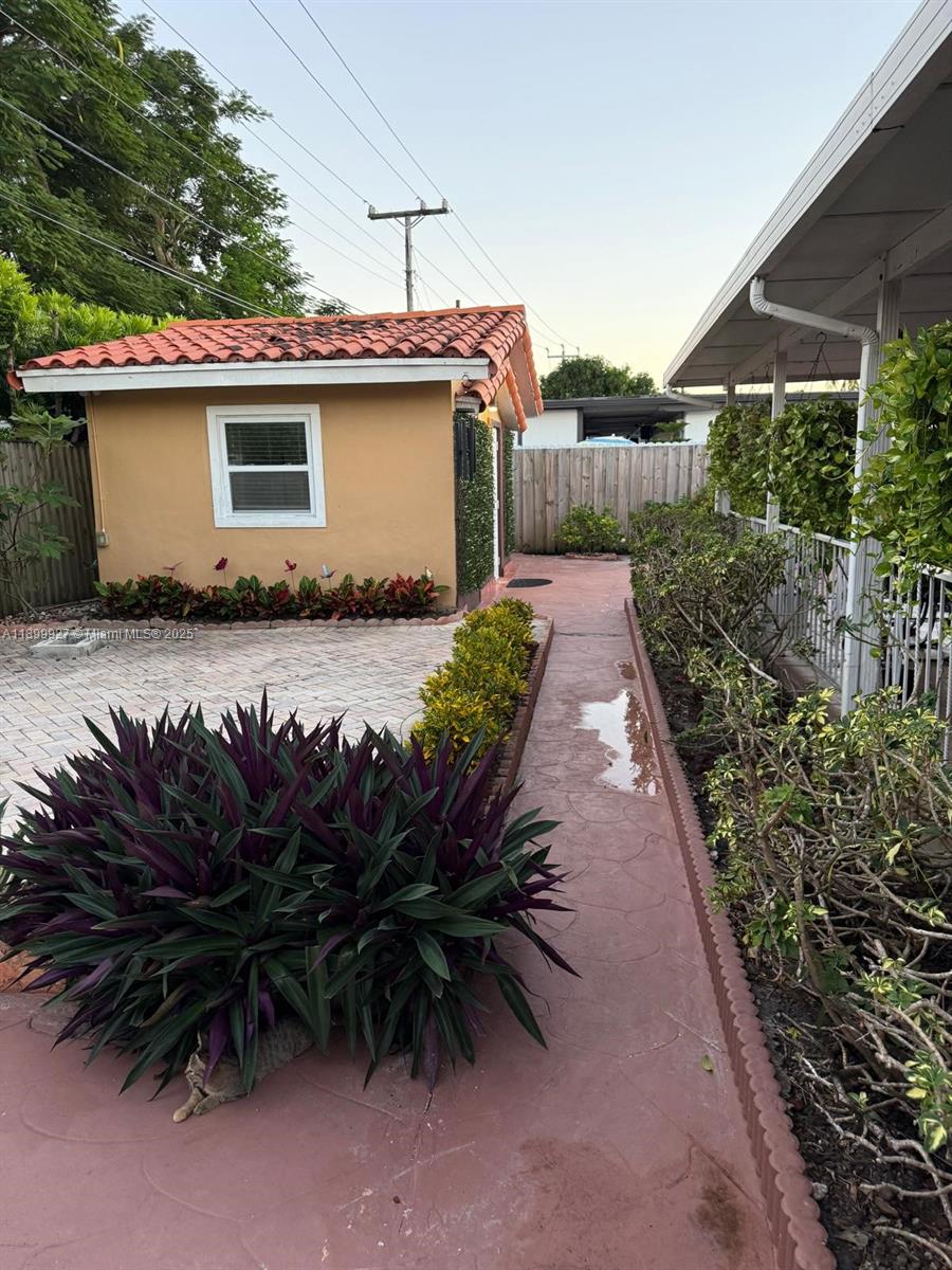 CORAL PARK ESTATES SEC 1 - Residential