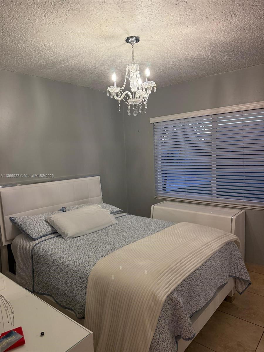 CORAL PARK ESTATES SEC 1 - Residential