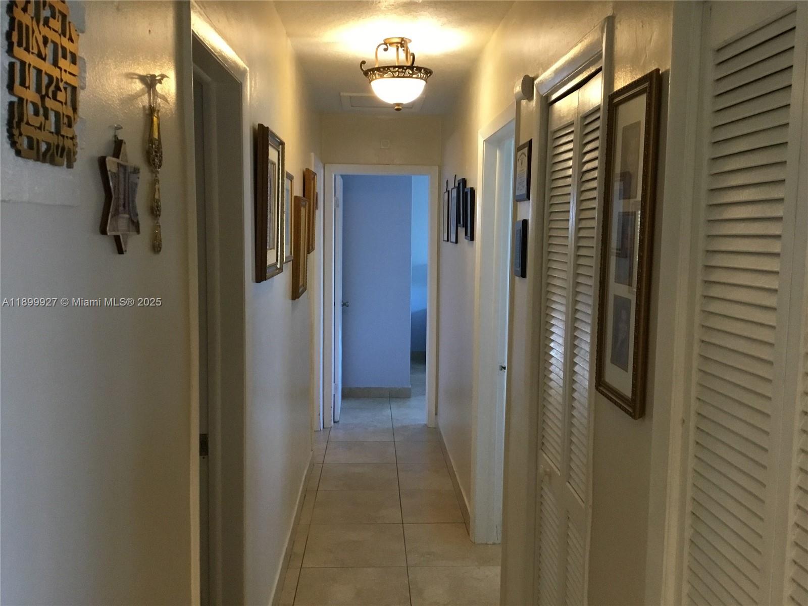 CORAL PARK ESTATES SEC 1 - Residential