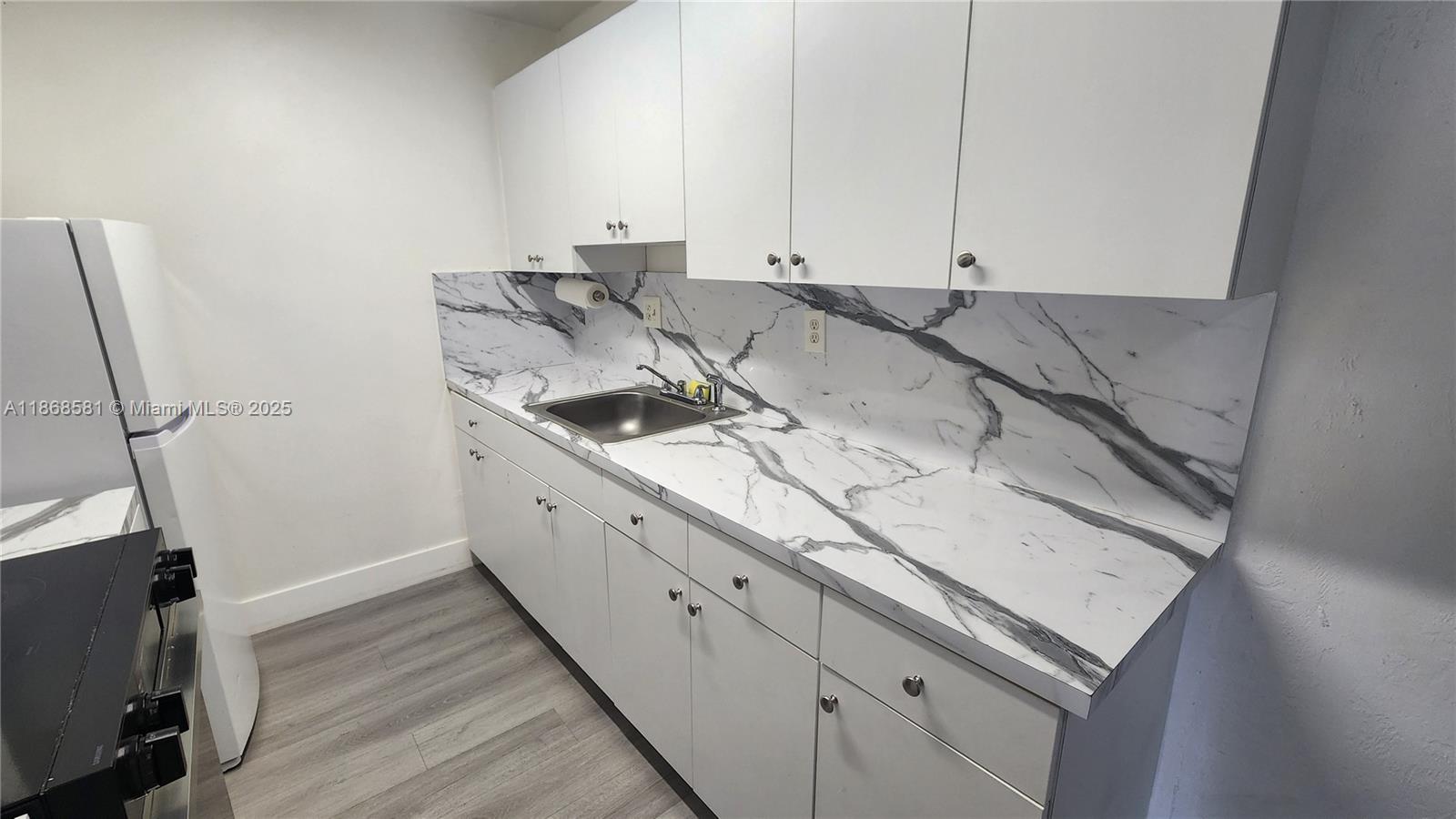 CYPRESS VILLAGE CONDO - Residential Lease