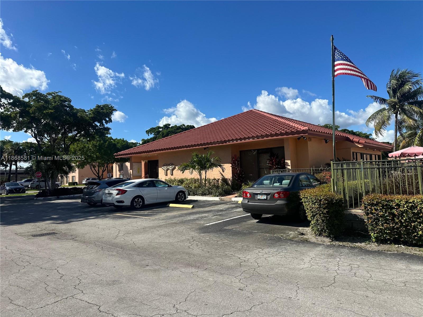 CYPRESS VILLAGE CONDO - Residential Lease