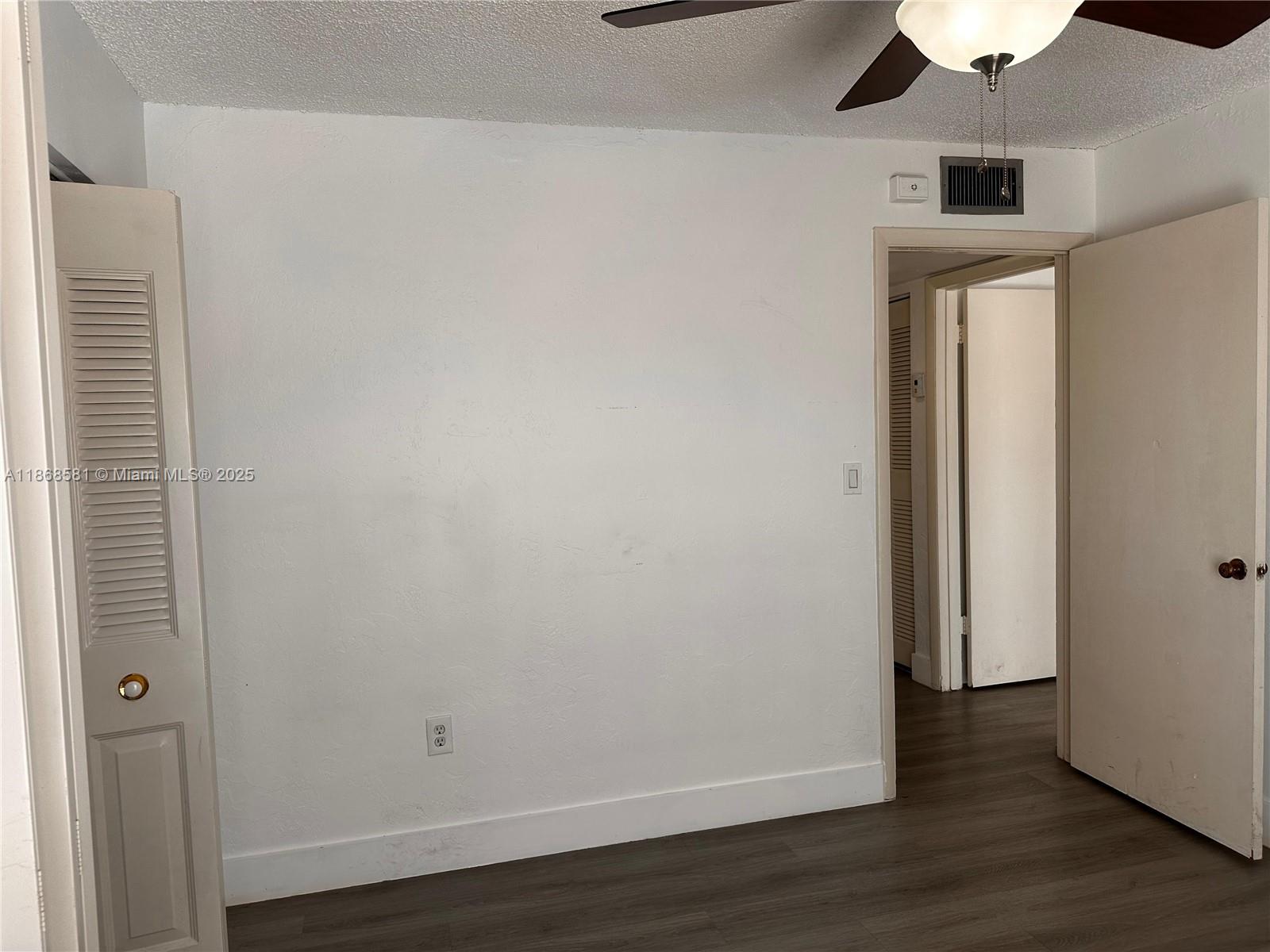 CYPRESS VILLAGE CONDO - Residential Lease