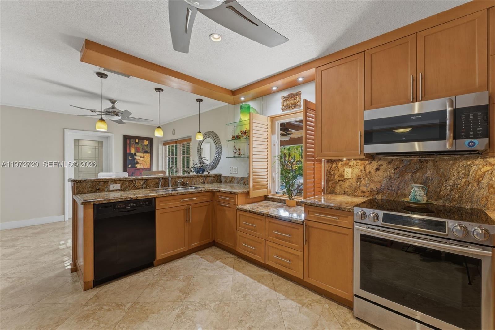 WESTERNLAND SUB - Residential