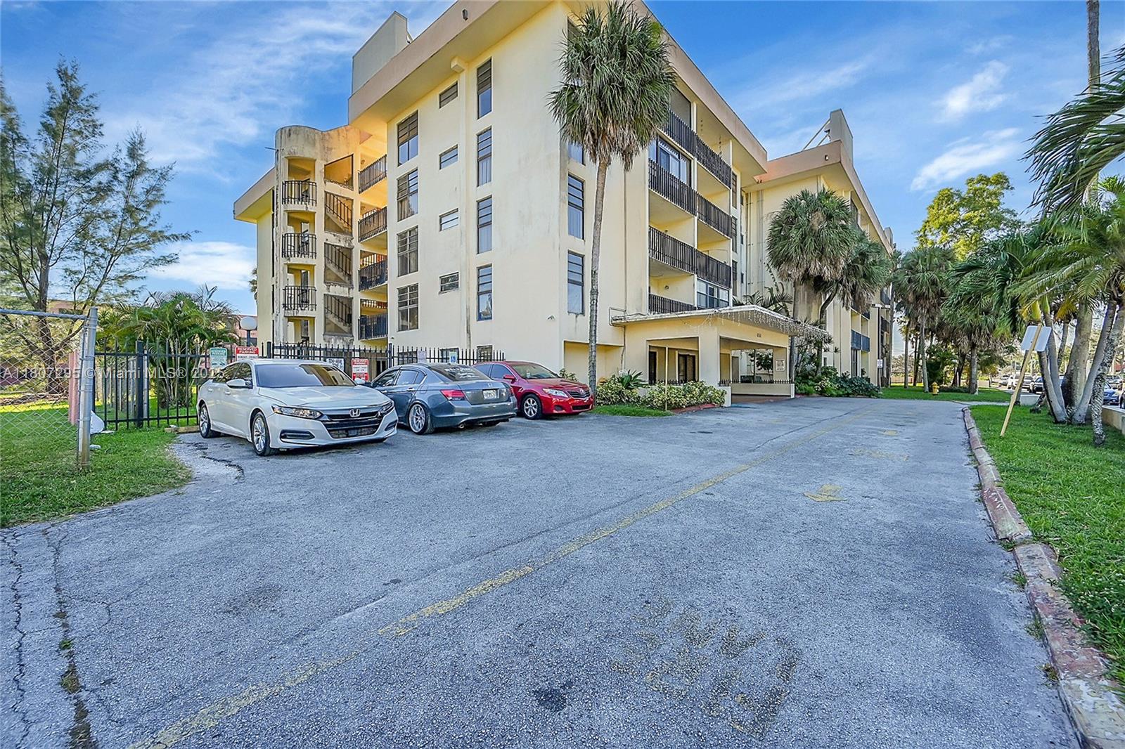 Property for Sale at 650 Ne 149th St 406A, Miami, Broward County, Florida - Bedrooms: 2 
Bathrooms: 2  - $150,000