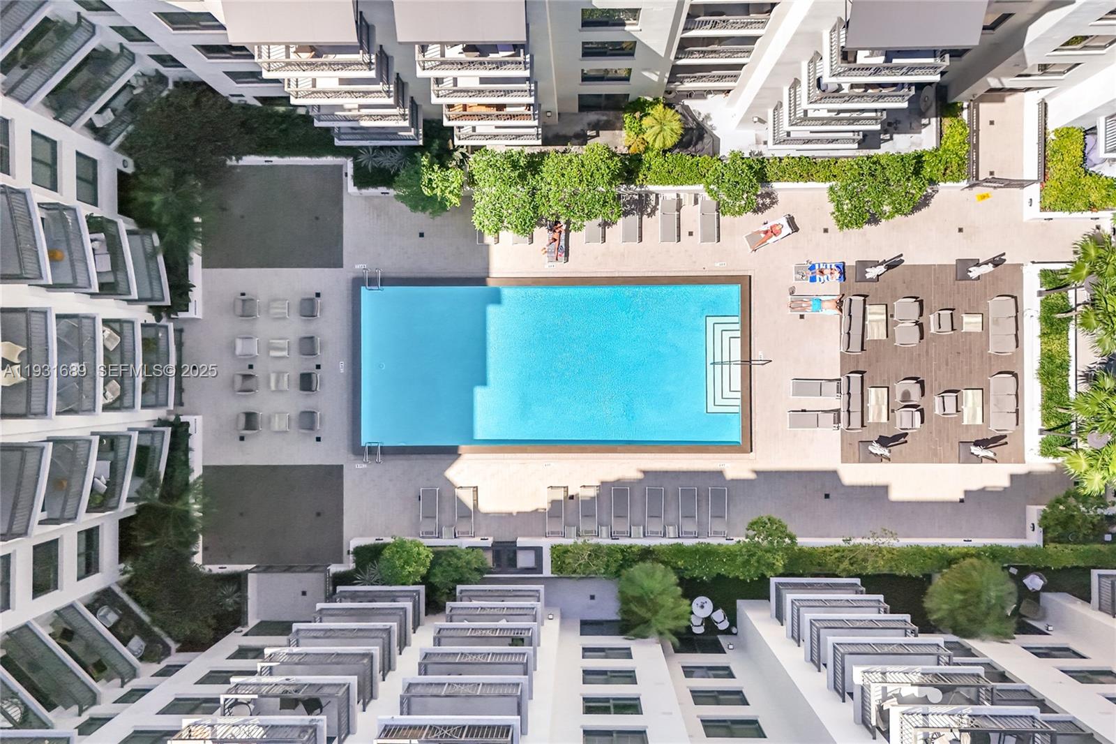 MERRICK MANOR CONDO - Residential