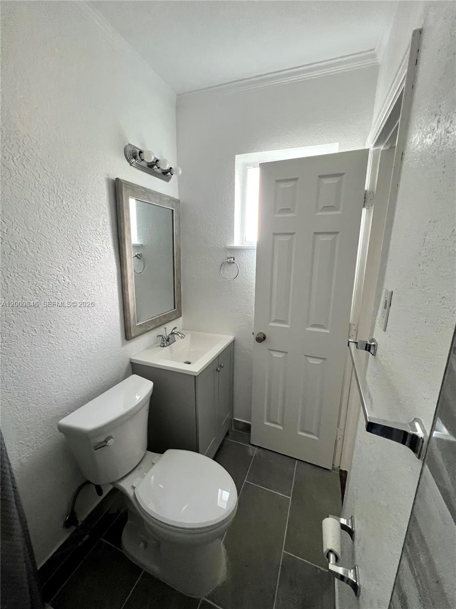 ASTRA CONDO - Residential