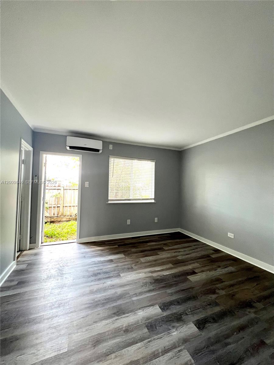 ASTRA CONDO - Residential