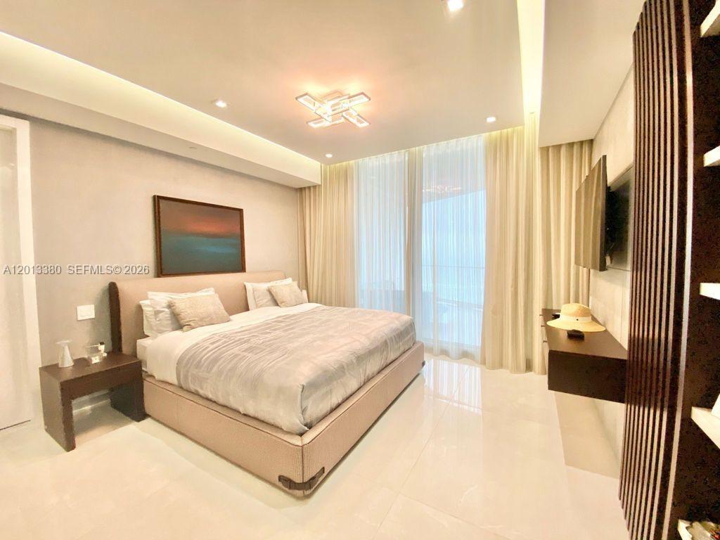 JADE SIGNATURE CONDO - Residential Lease