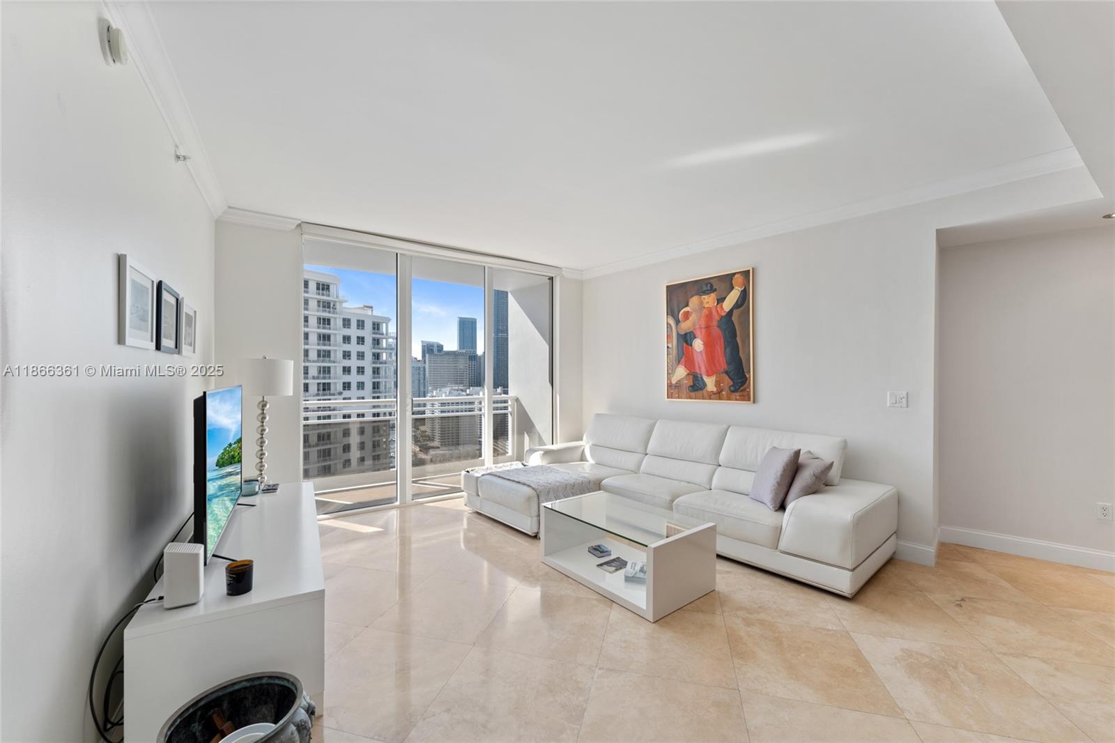 CARBONELL CONDO - Residential