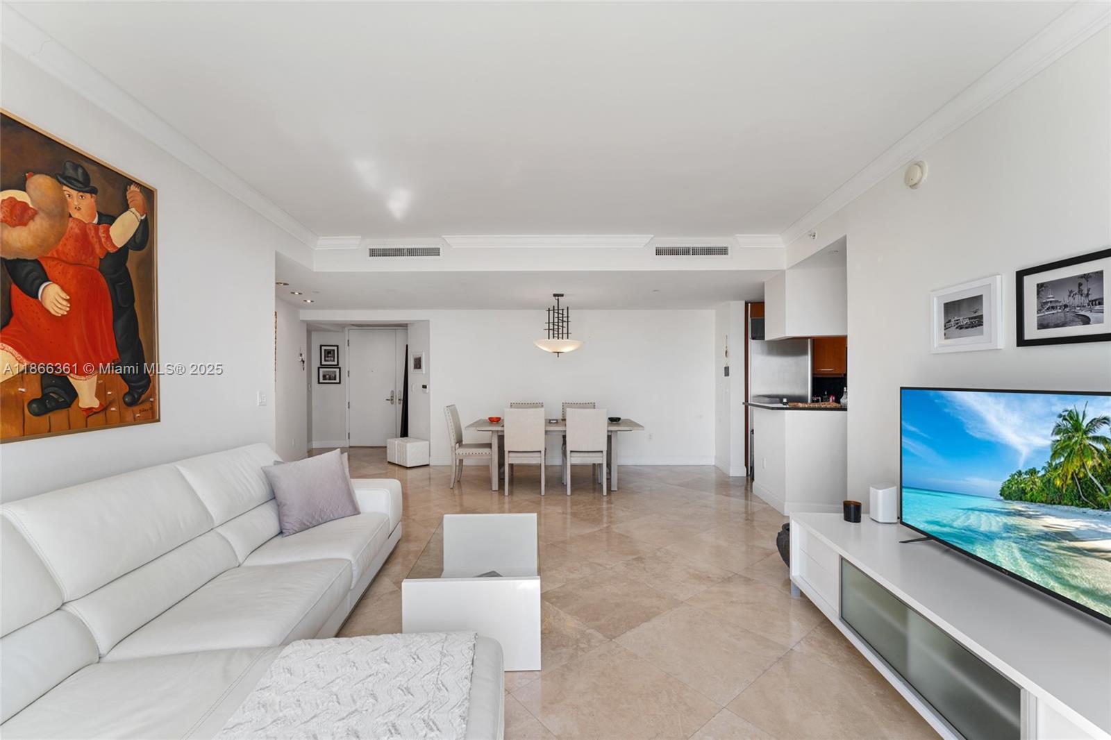 CARBONELL CONDO - Residential