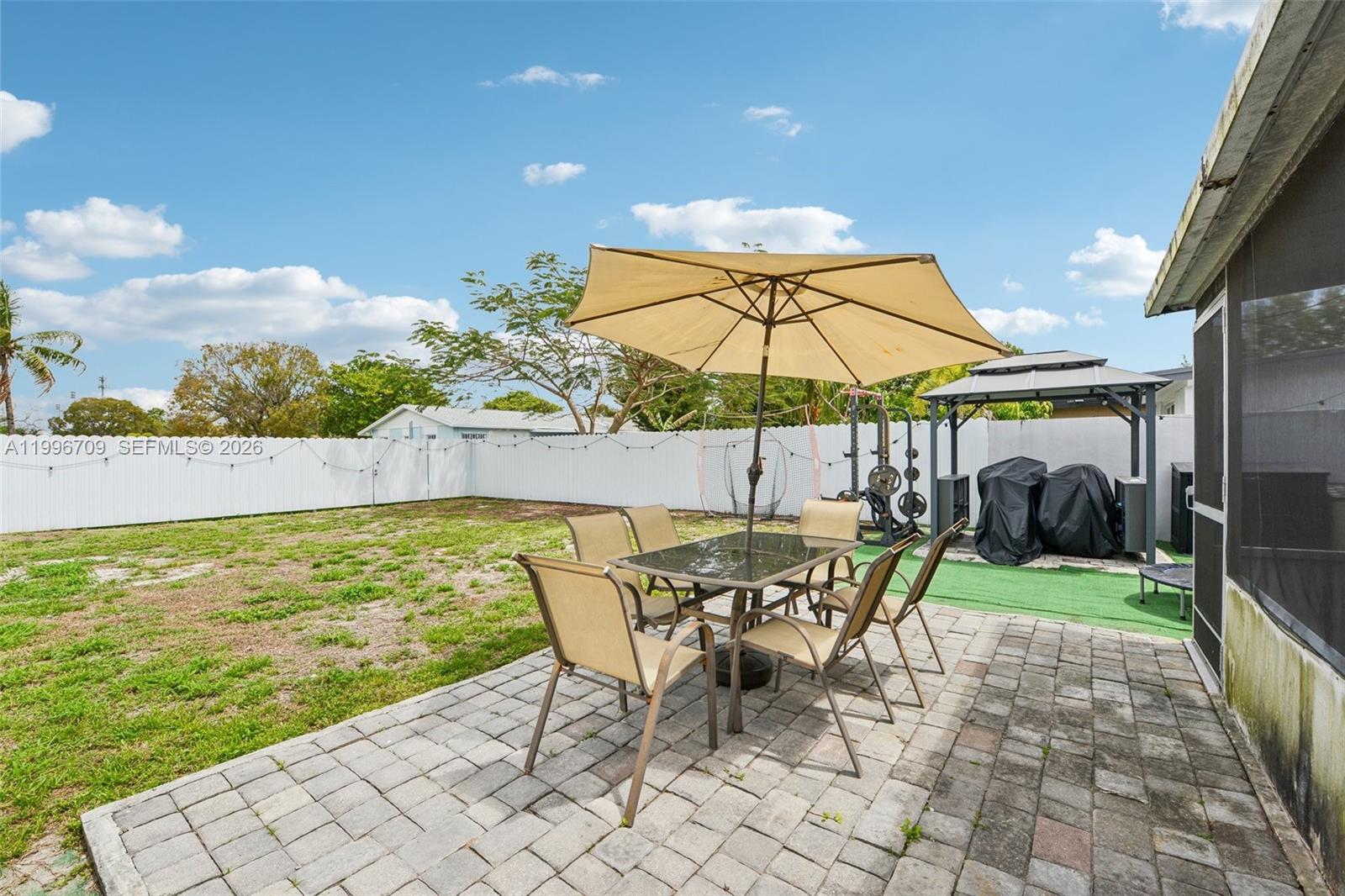 LESLIE ESTATES SEC 2 - Residential