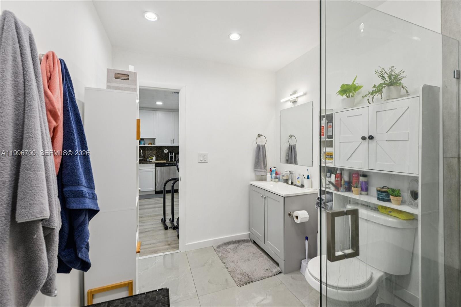 LESLIE ESTATES SEC 2 - Residential