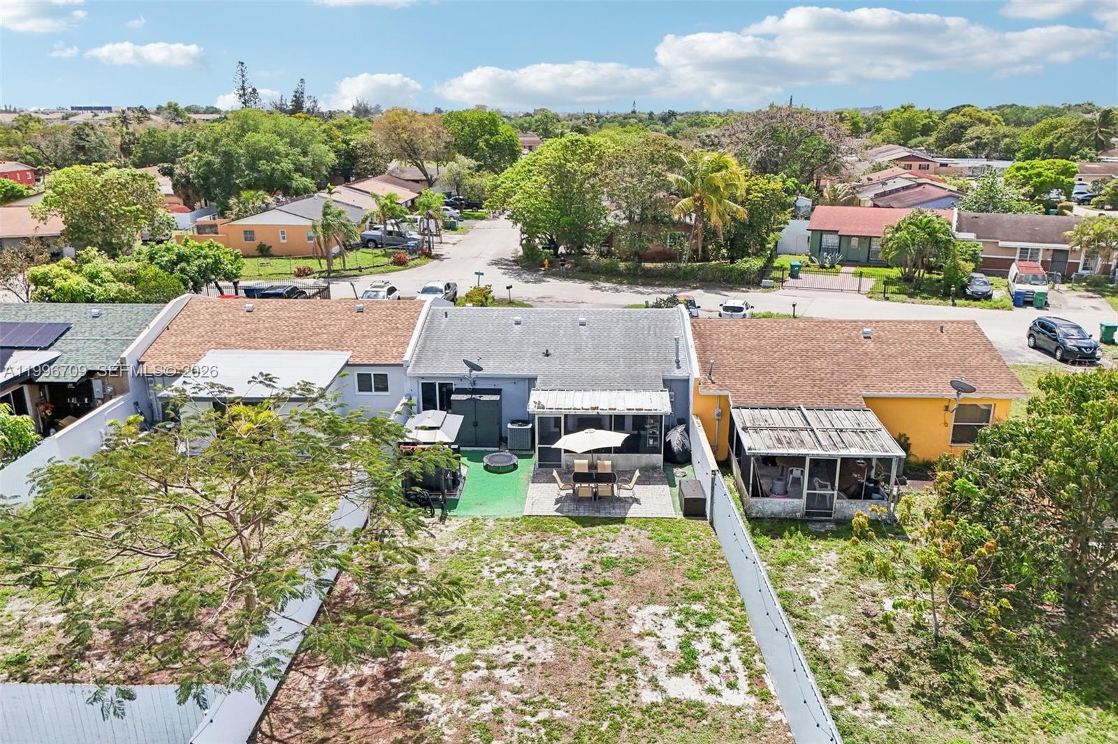 LESLIE ESTATES SEC 2 - Residential