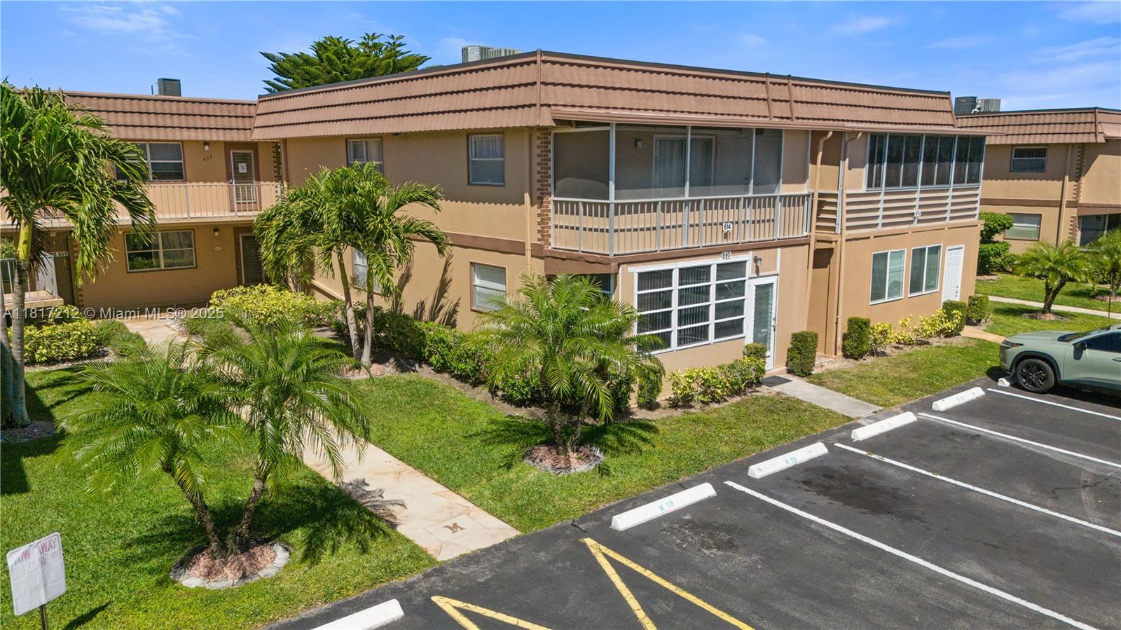 KINGS POINT BRITTANY COND - Residential Lease