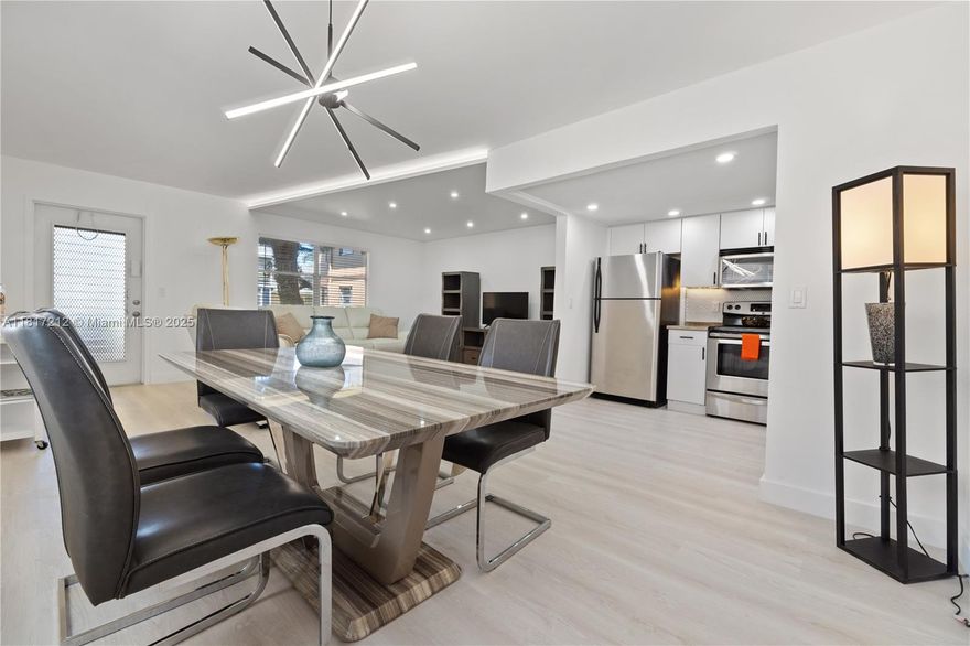 Stunning 1 Bed | 1.5 Bath in Premier 55+ Community – Fully Furnished & Remodeled! Located just minutes from the vibrant Delray Beach lifestyle, this beautifully upgraded residence offers modern elegance and comfort. Features include a spacious layout, in-unit washer and dryer, and tasteful furnishings throughout. Enjoy an array of upscale amenities: a sophisticated clubhouse, on-site restaurant, state-of-the-art fitness center, card room, and more. A perfect blend of luxury and convenience in one of South Florida’s mostc
