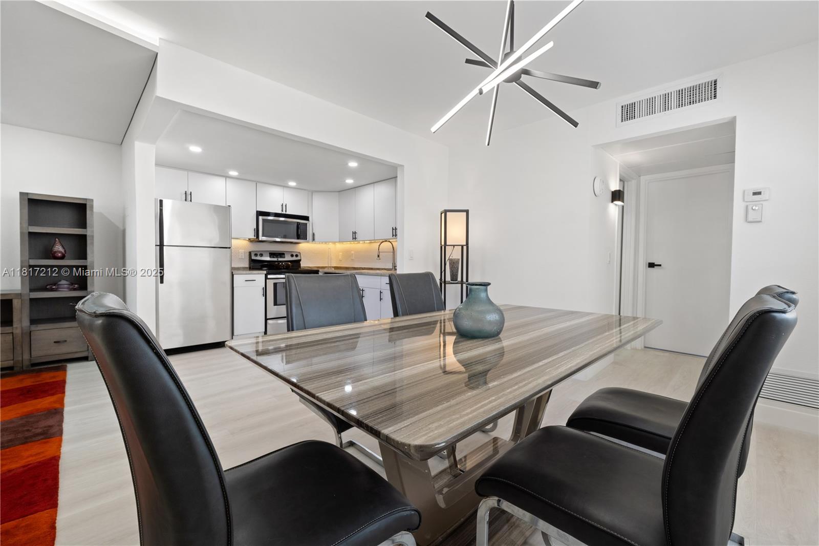 KINGS POINT BRITTANY COND - Residential Lease