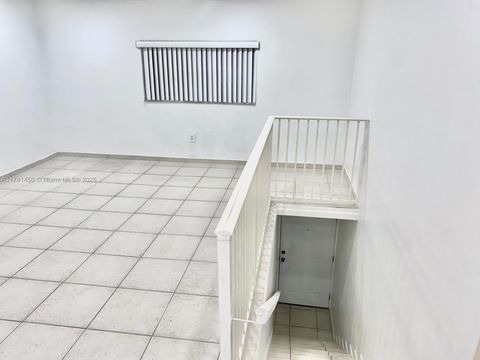 7775 W 29th Way 201 Hialeah FL 33018