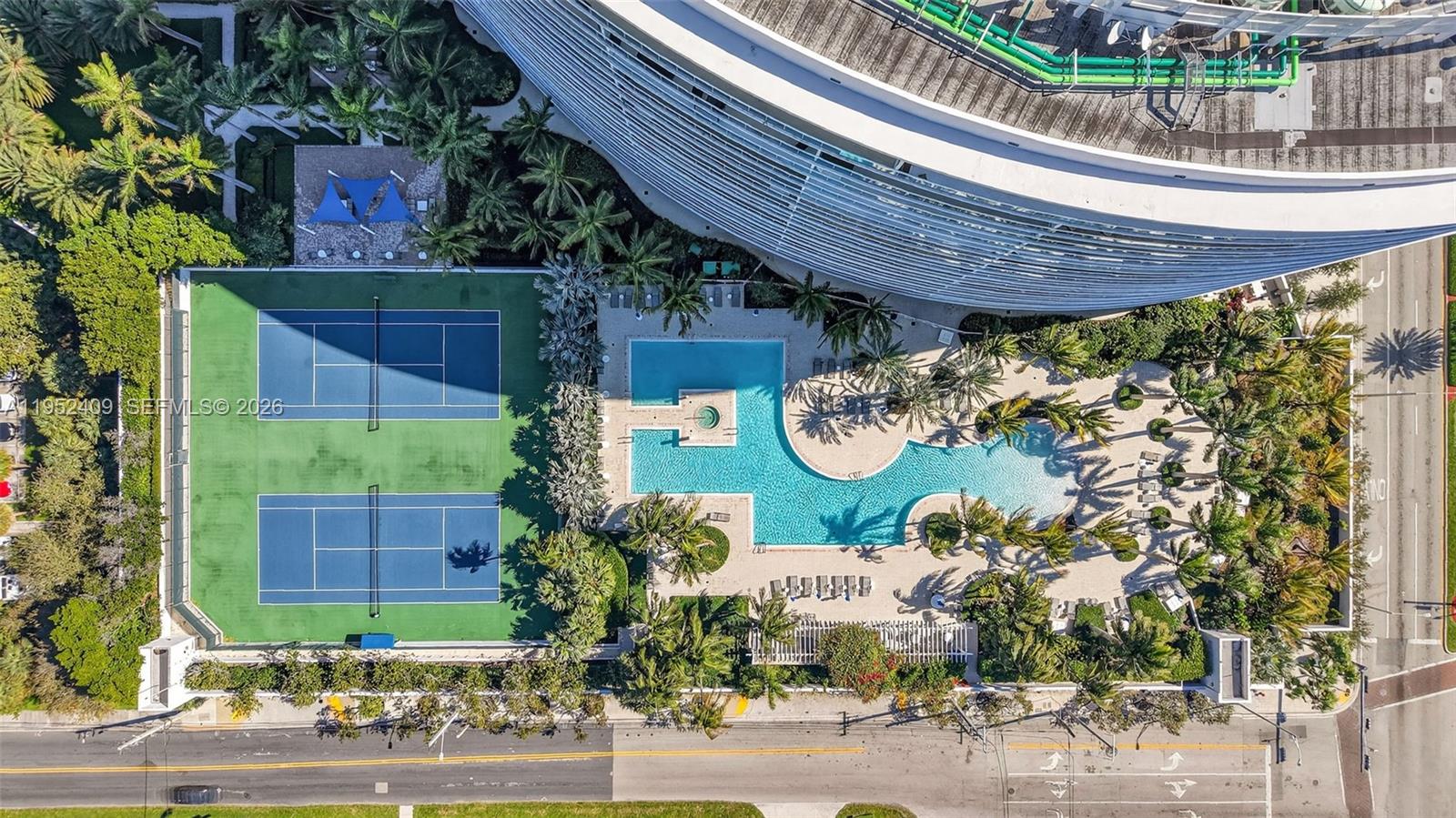 PLAZA AT OCEANSIDE (THE) - Residential